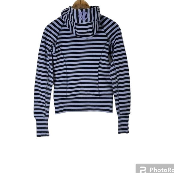 Lululemon Scuba Hoodie *Stretch in Sea Stripe Printed Polar Haze Black Size 2 - Picture 13 of 16